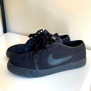 nike toki black